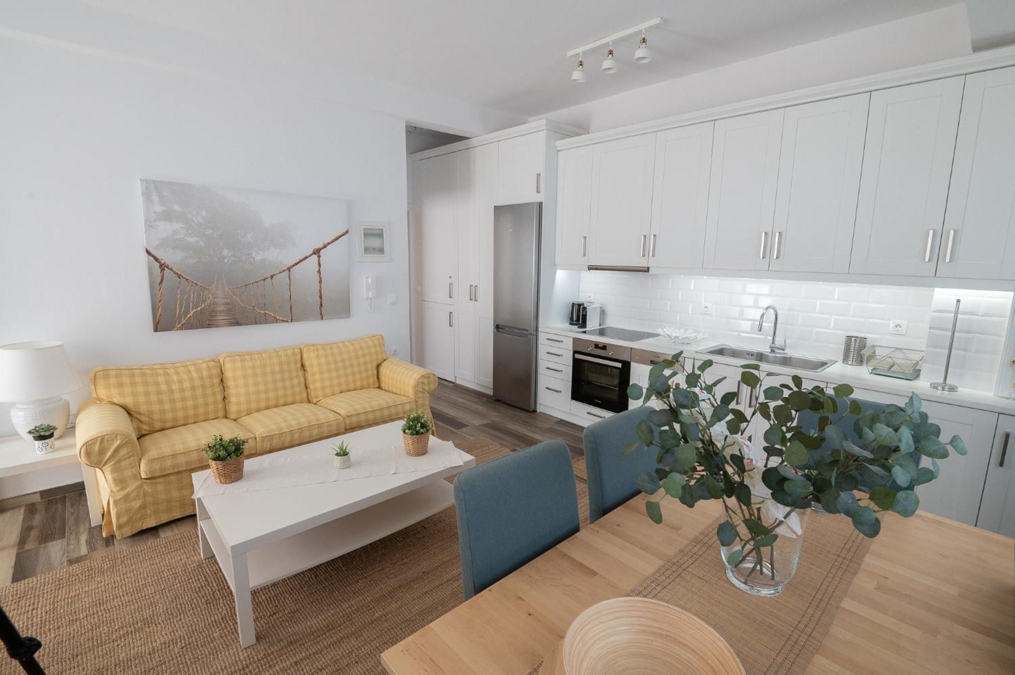 Pouletis Family Apartments - Akroyali Seaview Getaways Kalamata Cameră foto